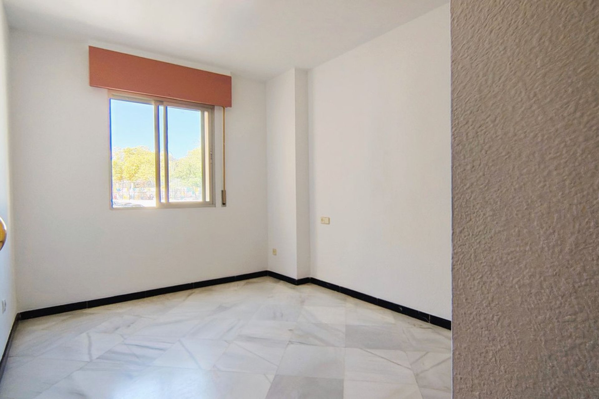 Resale - Apartment - Middle Floor Apartment - Marbella - San Pedro De Alcantara