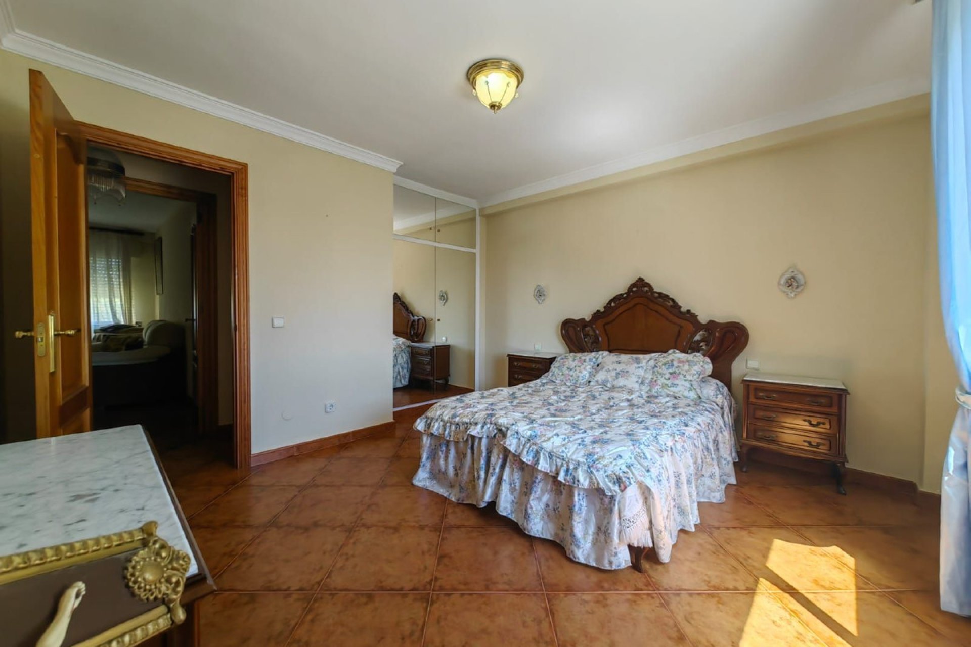 Resale - Apartment - Middle Floor Apartment - Marbella - San Pedro De Alcantara