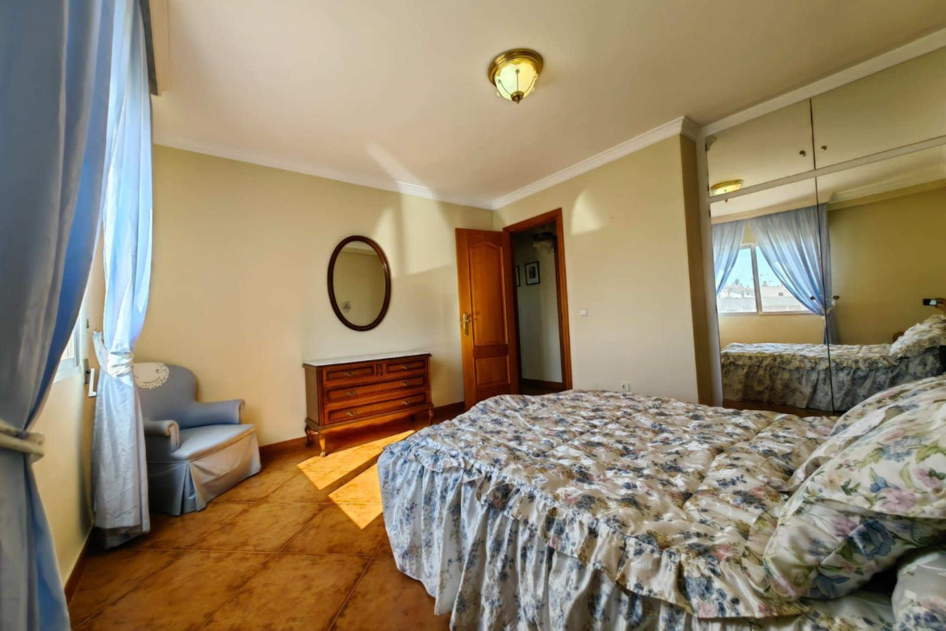 Resale - Apartment - Middle Floor Apartment - Marbella - San Pedro De Alcantara