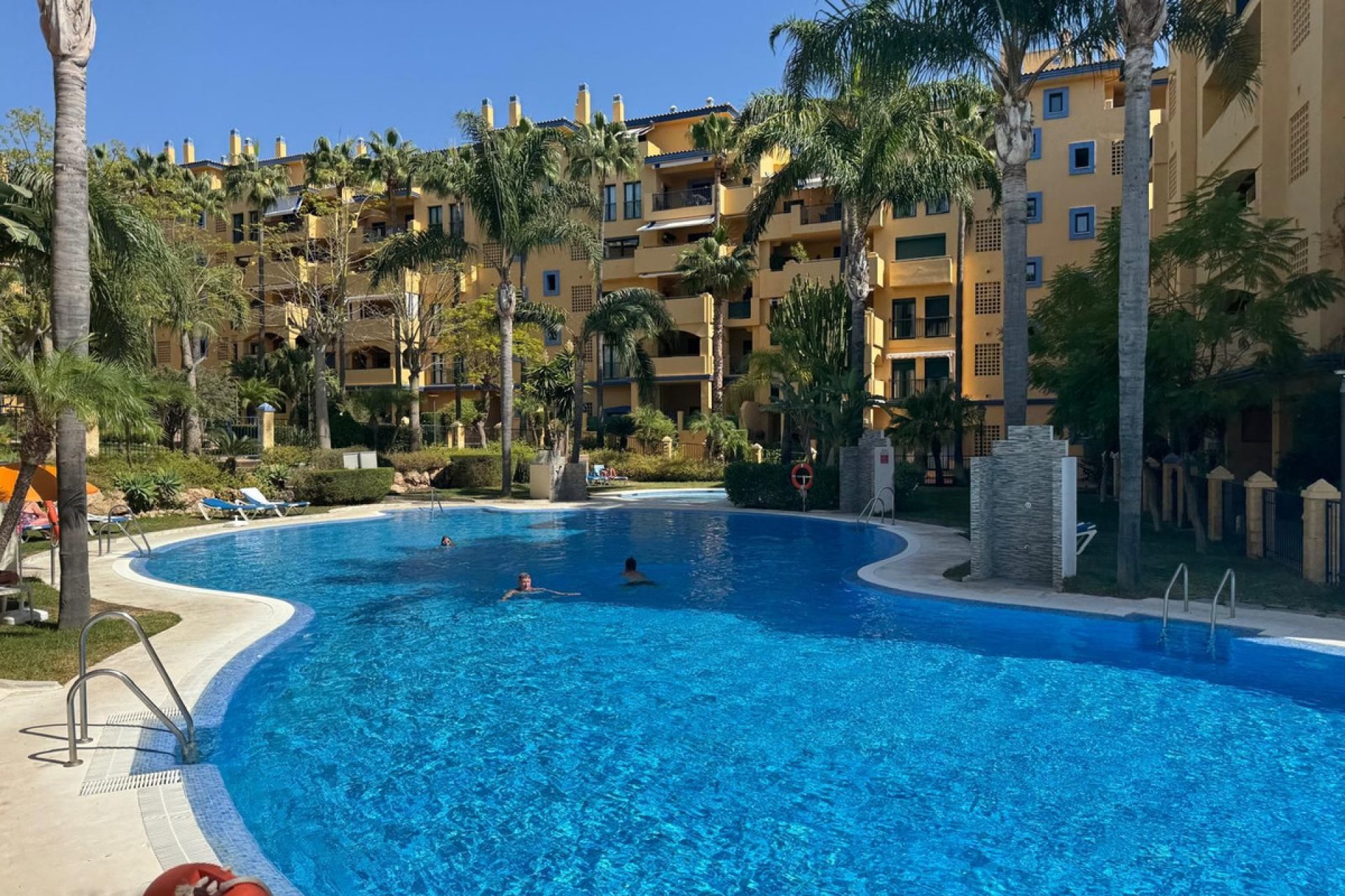 Resale - Apartment - Middle Floor Apartment - Marbella - San Pedro De Alcantara
