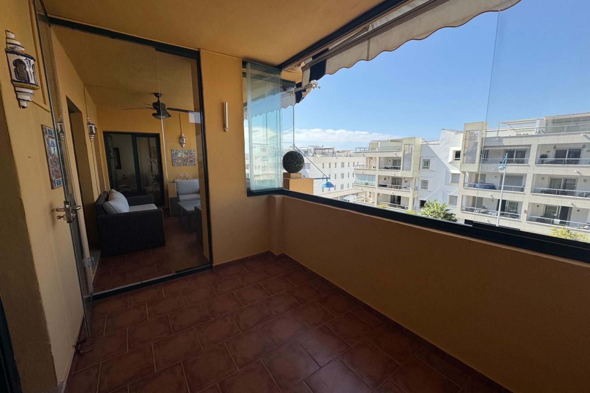 Resale - Apartment - Middle Floor Apartment - Marbella - San Pedro De Alcantara