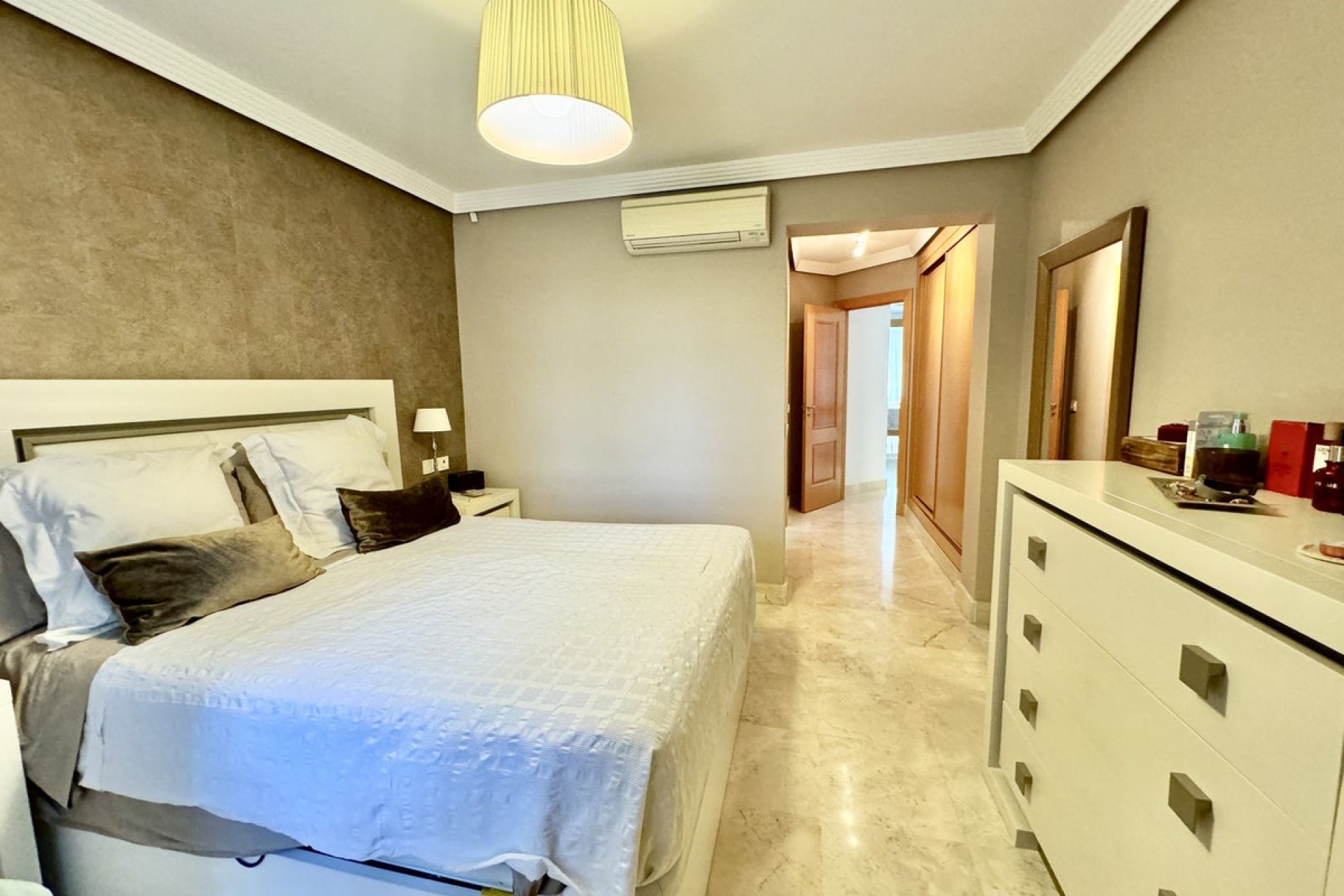 Resale - Apartment - Middle Floor Apartment - Marbella - San Pedro De Alcantara