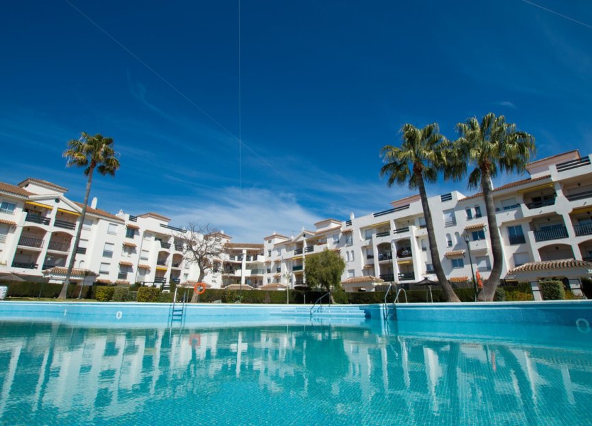 Resale - Apartment - Middle Floor Apartment - Marbella - San Pedro De Alcantara