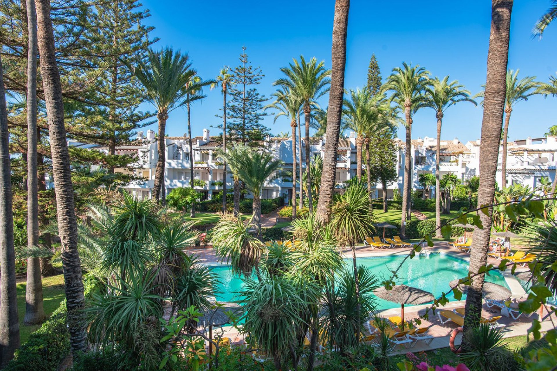 Resale - Apartment - Middle Floor Apartment - Marbella - San Pedro De Alcantara
