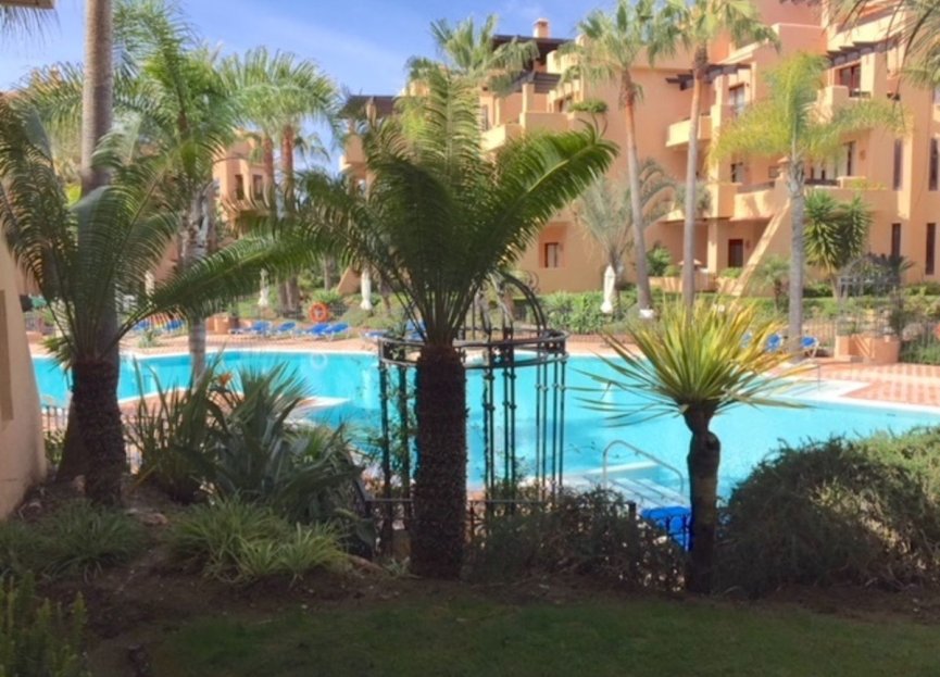 Resale - Apartment - Middle Floor Apartment - Marbella - San Pedro De Alcantara