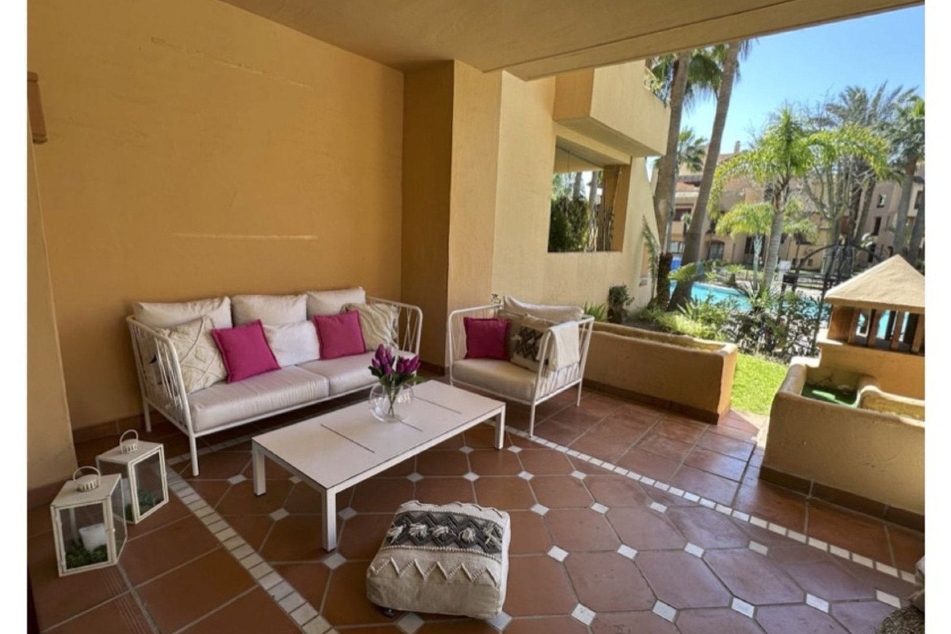 Resale - Apartment - Middle Floor Apartment - Marbella - San Pedro De Alcantara