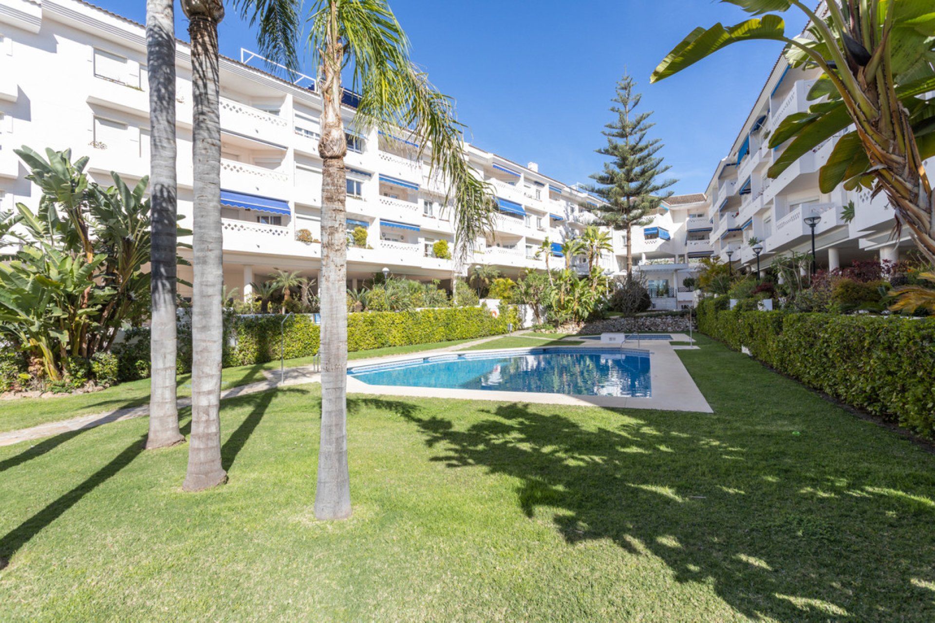 Resale - Apartment - Middle Floor Apartment - Marbella - San Pedro De Alcantara