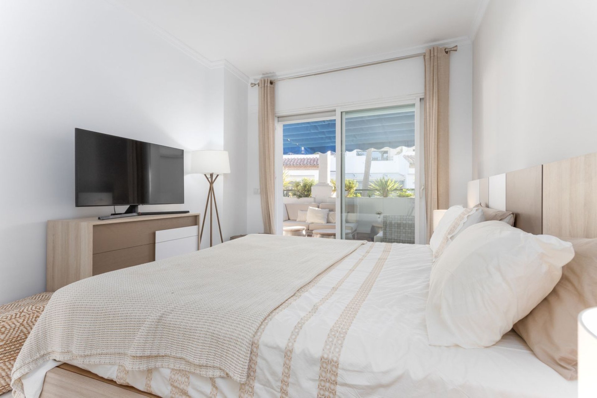 Resale - Apartment - Middle Floor Apartment - Marbella - San Pedro De Alcantara