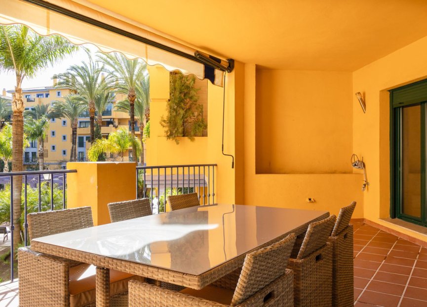 Resale - Apartment - Middle Floor Apartment - Marbella - San Pedro De Alcantara