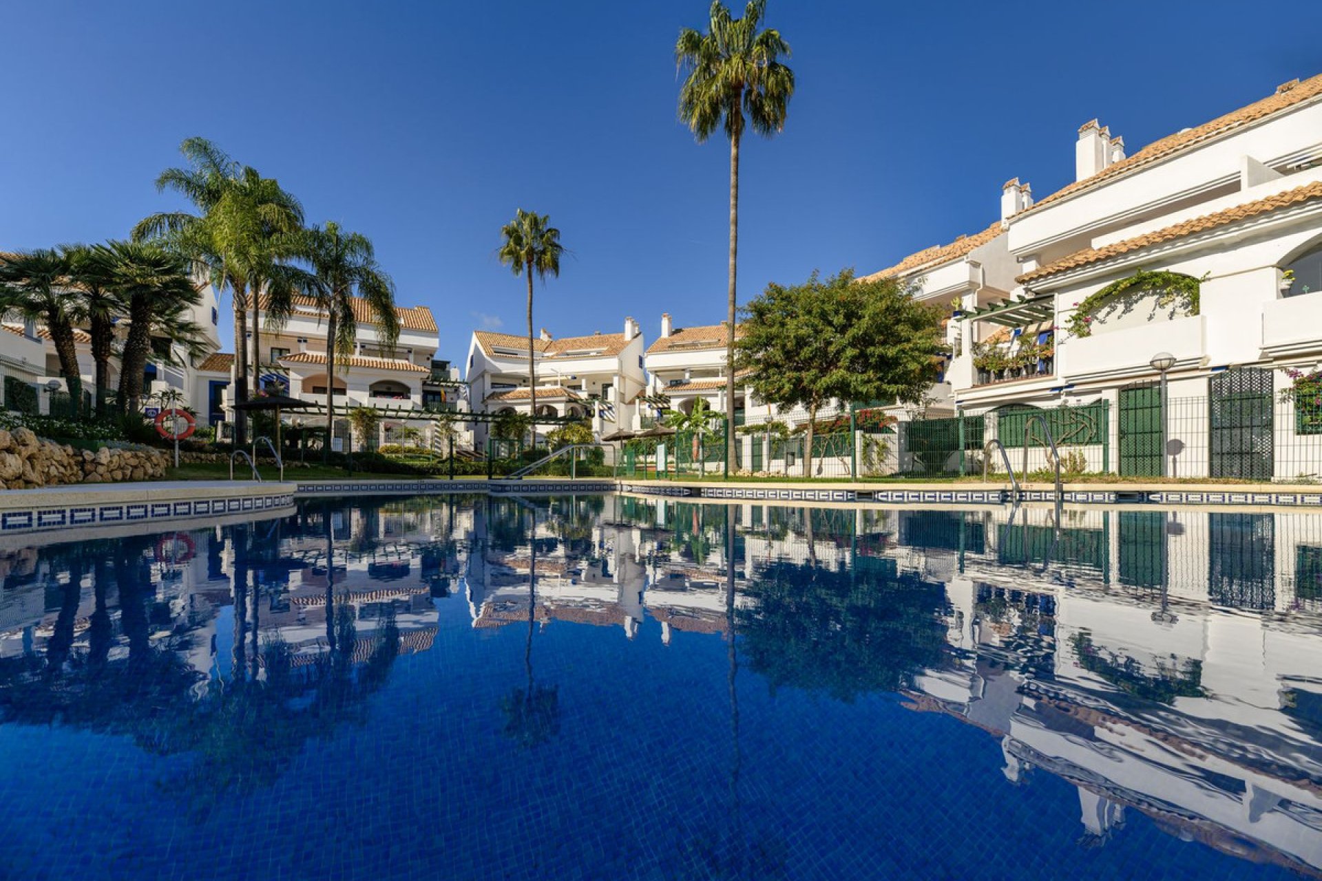 Resale - Apartment - Middle Floor Apartment - Marbella - San Pedro De Alcantara