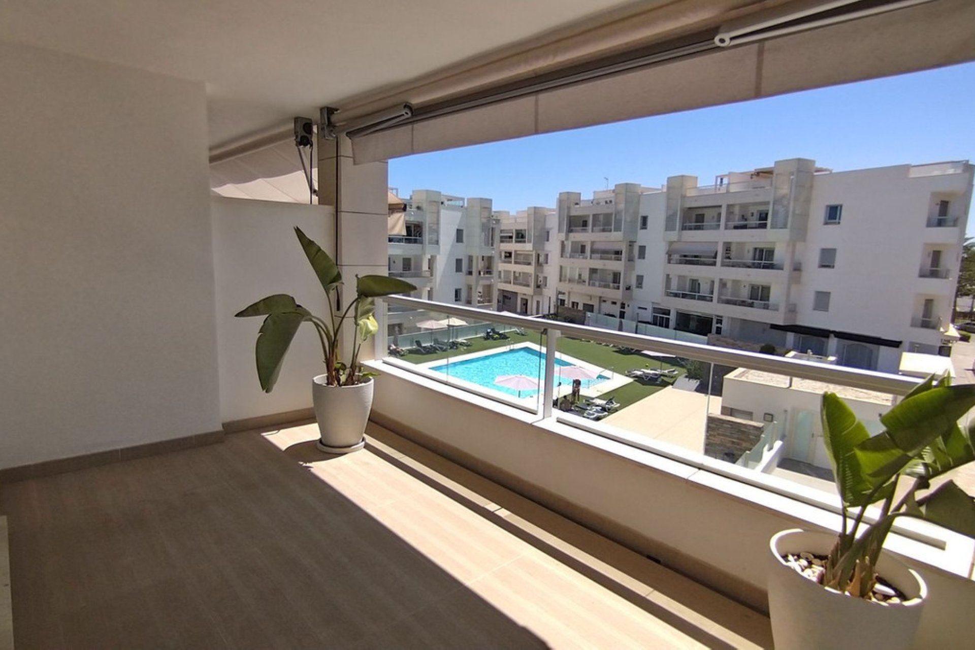 Resale - Apartment - Middle Floor Apartment - Marbella - San Pedro De Alcantara