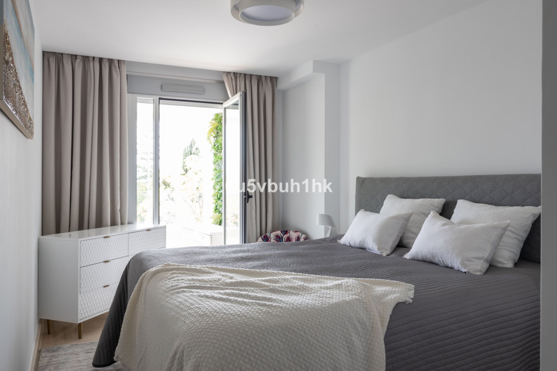 Resale - Apartment - Middle Floor Apartment - Marbella - San Pedro De Alcantara