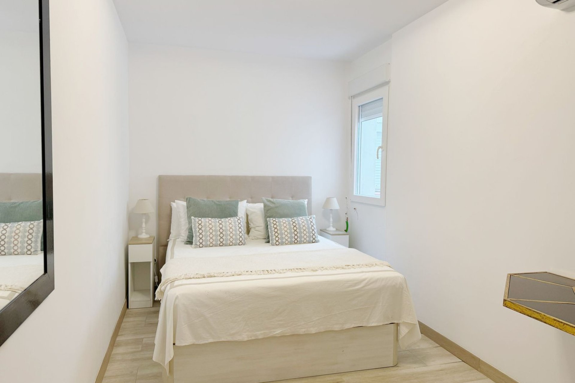 Resale - Apartment - Middle Floor Apartment - Marbella - San Pedro De Alcantara