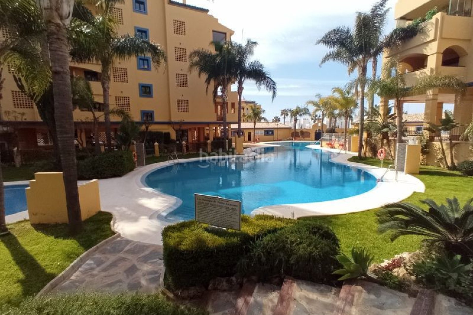 Resale - Apartment - Middle Floor Apartment - Marbella - San Pedro De Alcantara