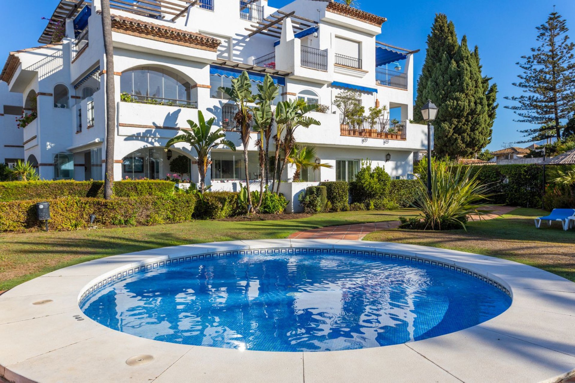 Resale - Apartment - Middle Floor Apartment - Marbella - San Pedro De Alcantara