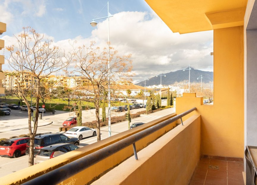 Resale - Apartment - Middle Floor Apartment - Marbella - San Pedro De Alcantara