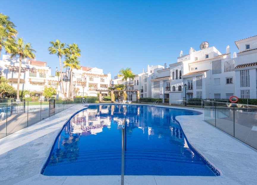 Resale - Apartment - Middle Floor Apartment - Marbella - San Pedro De Alcantara