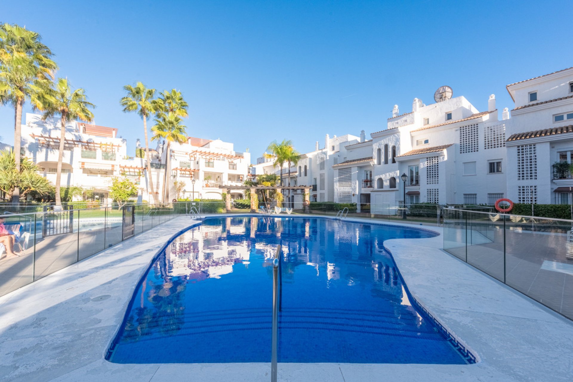 Resale - Apartment - Middle Floor Apartment - Marbella - San Pedro De Alcantara