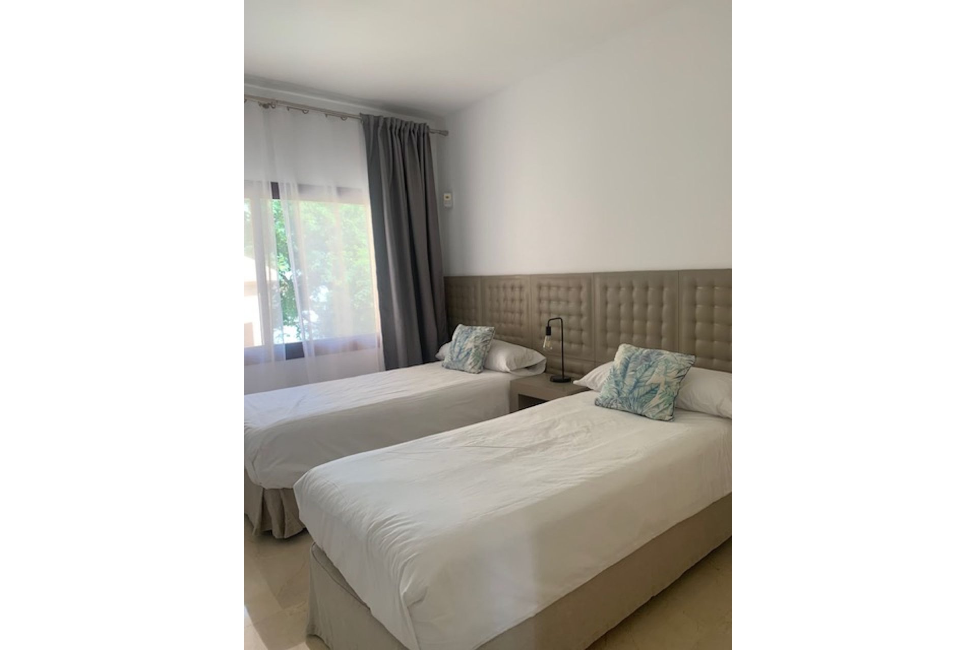 Resale - Apartment - Middle Floor Apartment - Marbella - San Pedro De Alcantara