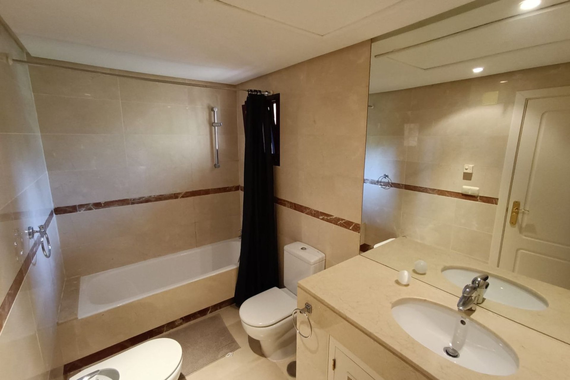 Resale - Apartment - Middle Floor Apartment - Marbella - San Pedro De Alcantara