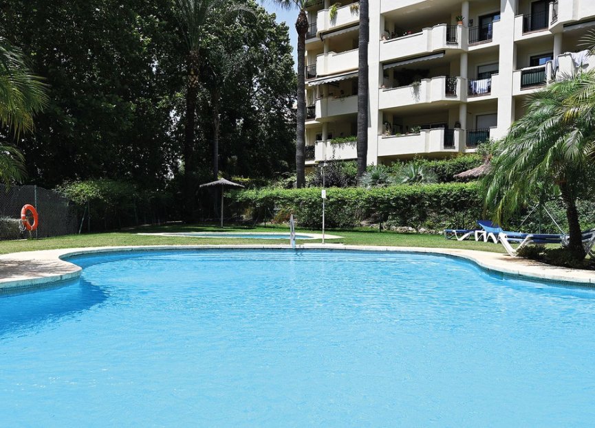 Resale - Apartment - Middle Floor Apartment - Marbella - San Pedro De Alcantara