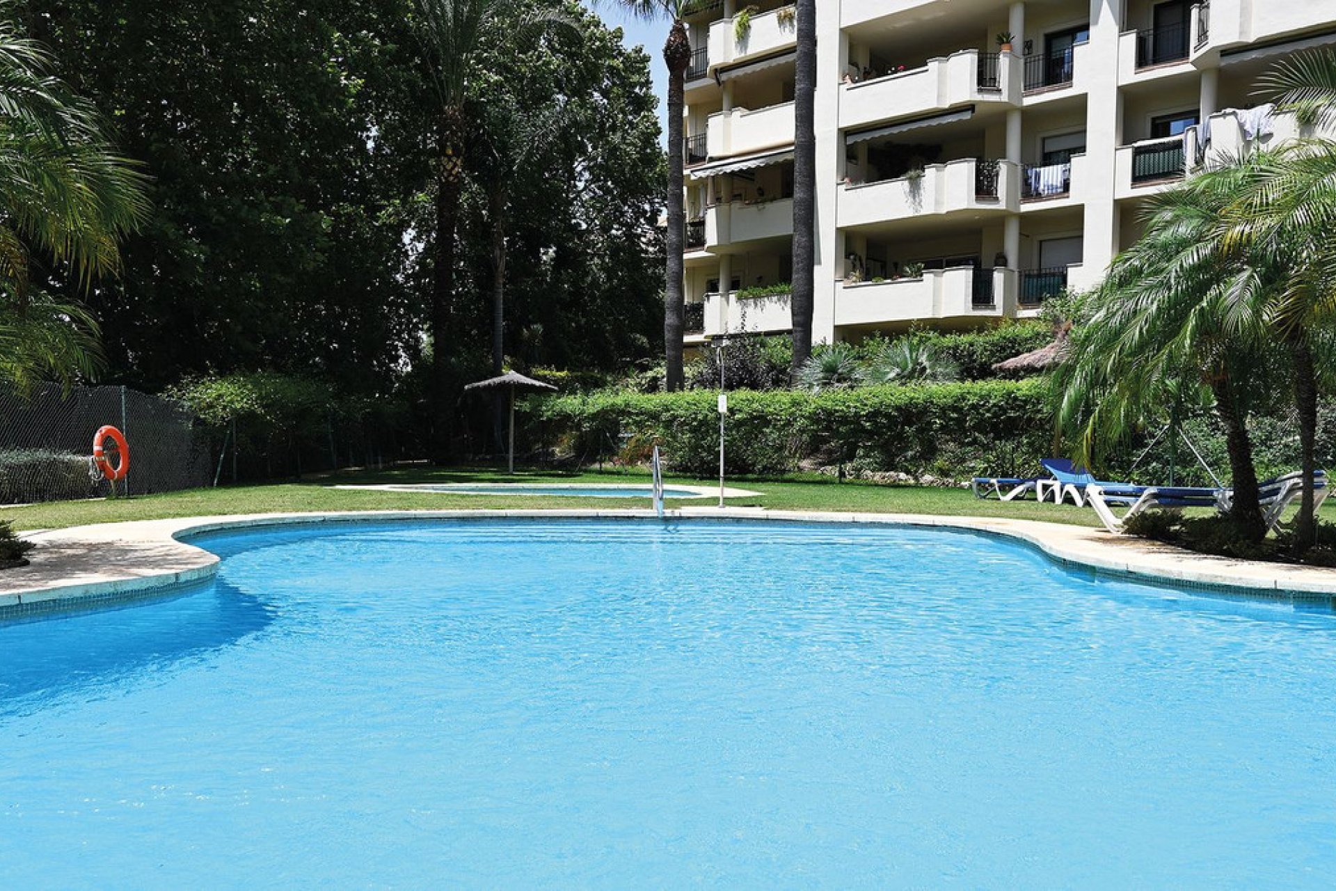 Resale - Apartment - Middle Floor Apartment - Marbella - San Pedro De Alcantara