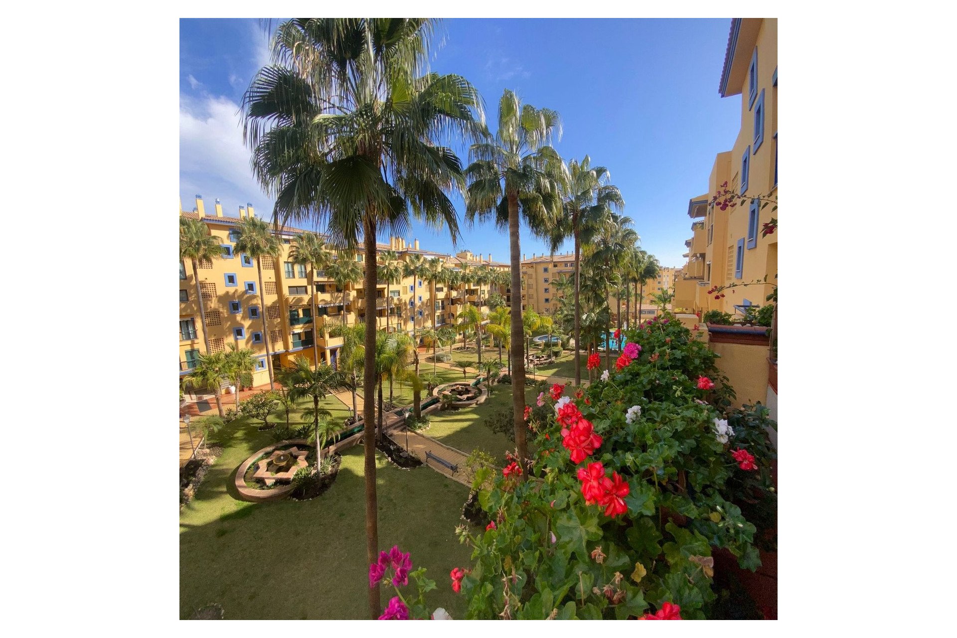 Resale - Apartment - Middle Floor Apartment - Marbella - San Pedro De Alcantara