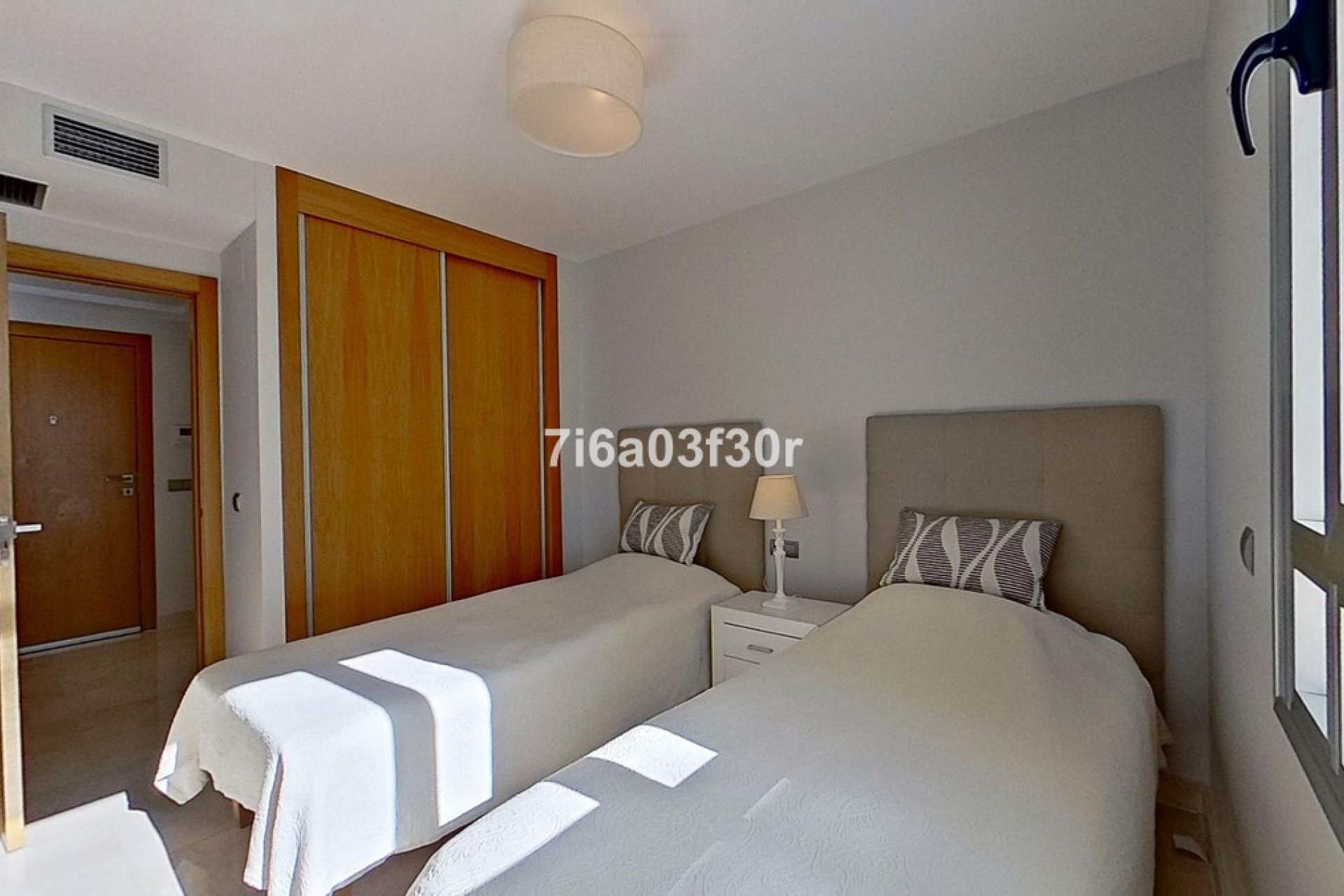 Resale - Apartment - Middle Floor Apartment - Marbella - San Pedro De Alcantara