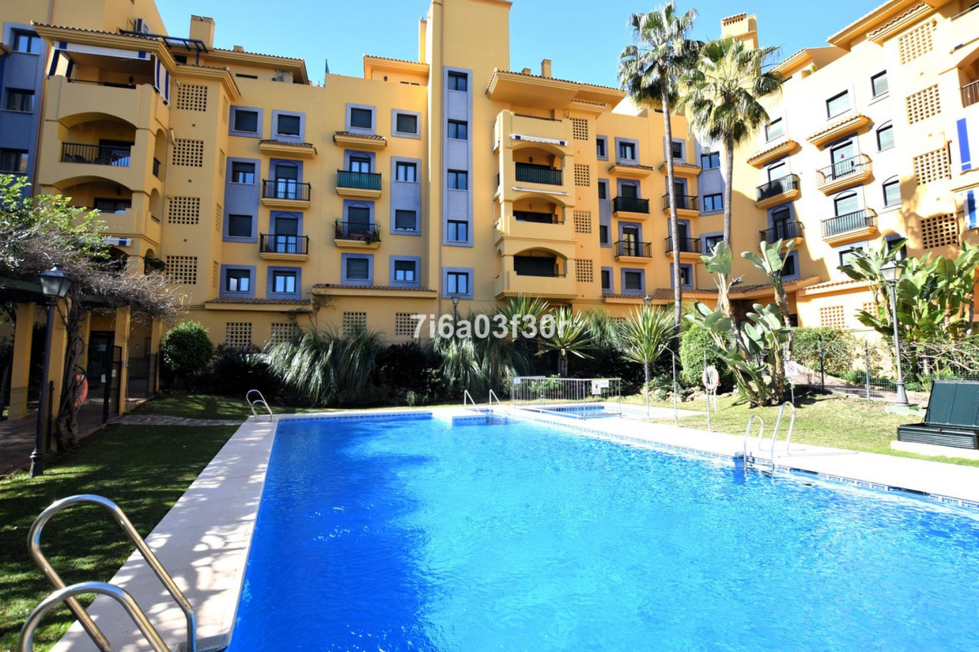 Resale - Apartment - Middle Floor Apartment - Marbella - San Pedro De Alcantara