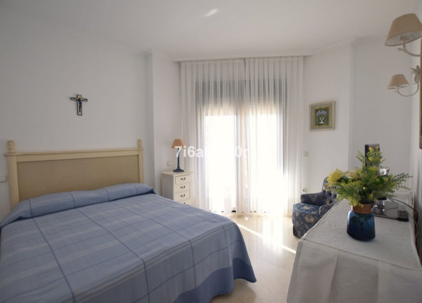 Resale - Apartment - Middle Floor Apartment - Marbella - San Pedro De Alcantara