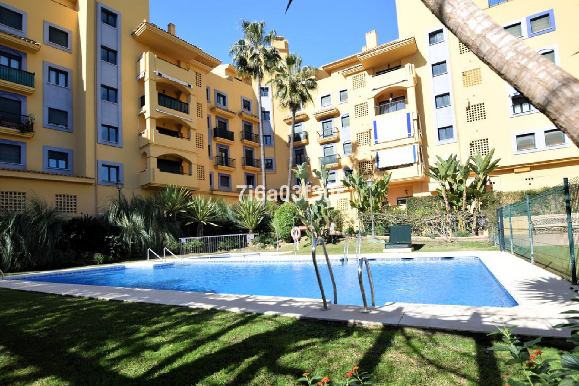 Resale - Apartment - Middle Floor Apartment - Marbella - San Pedro De Alcantara