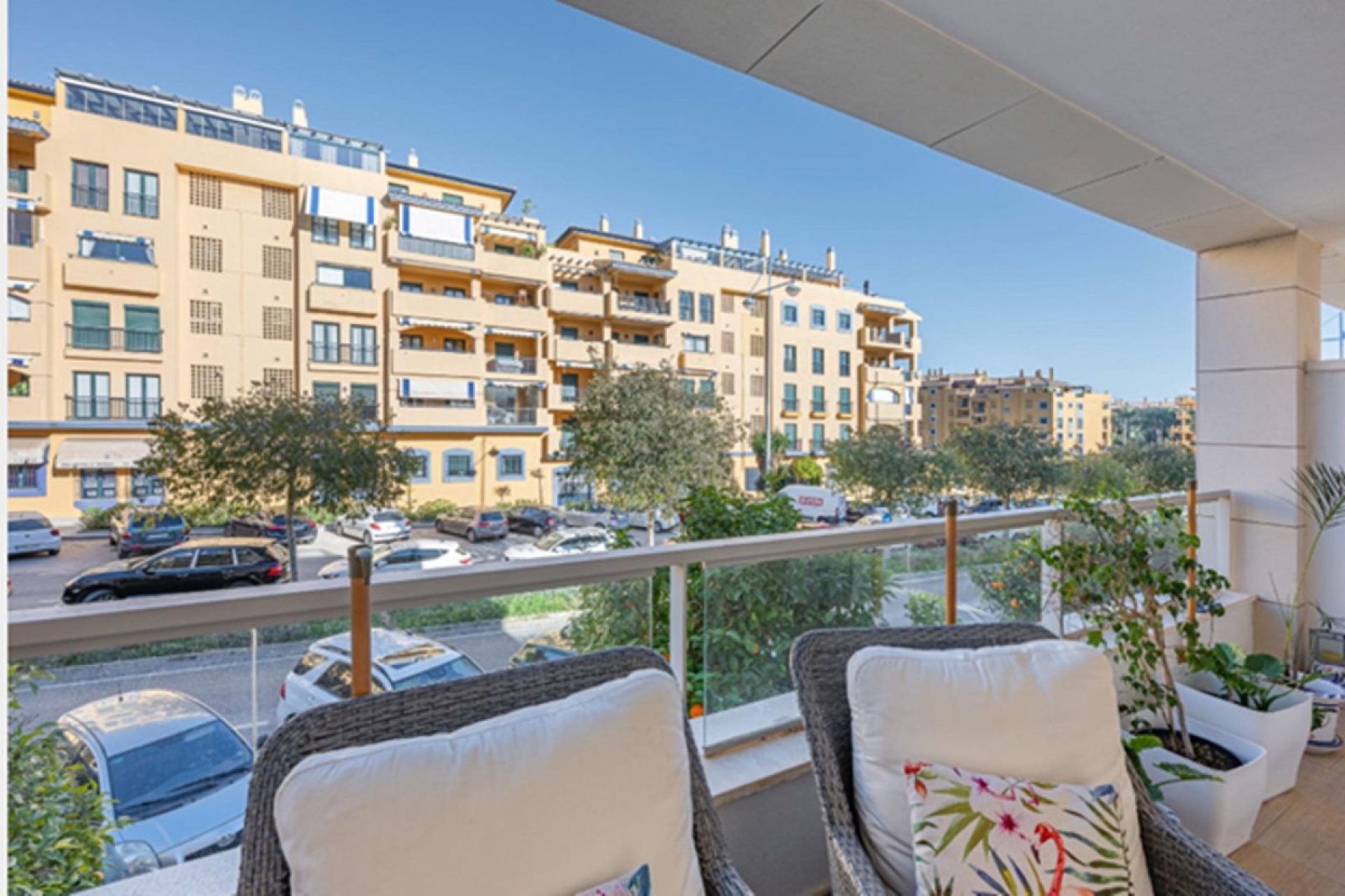 Resale - Apartment - Middle Floor Apartment - Marbella - San Pedro De Alcantara