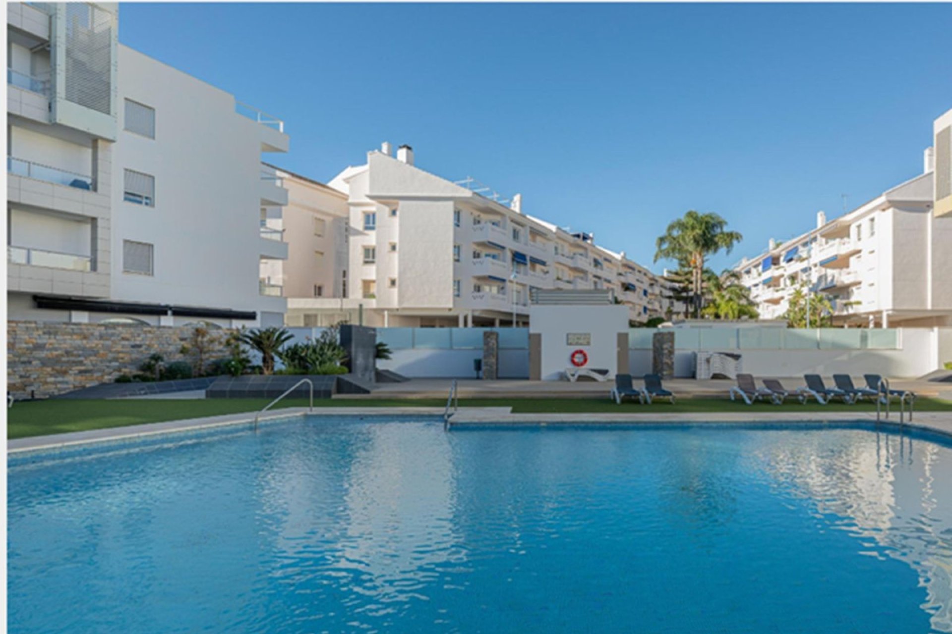 Resale - Apartment - Middle Floor Apartment - Marbella - San Pedro De Alcantara