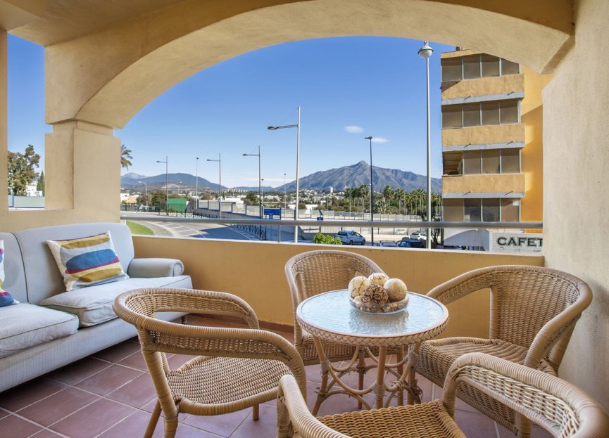 Resale - Apartment - Middle Floor Apartment - Marbella - San Pedro De Alcantara