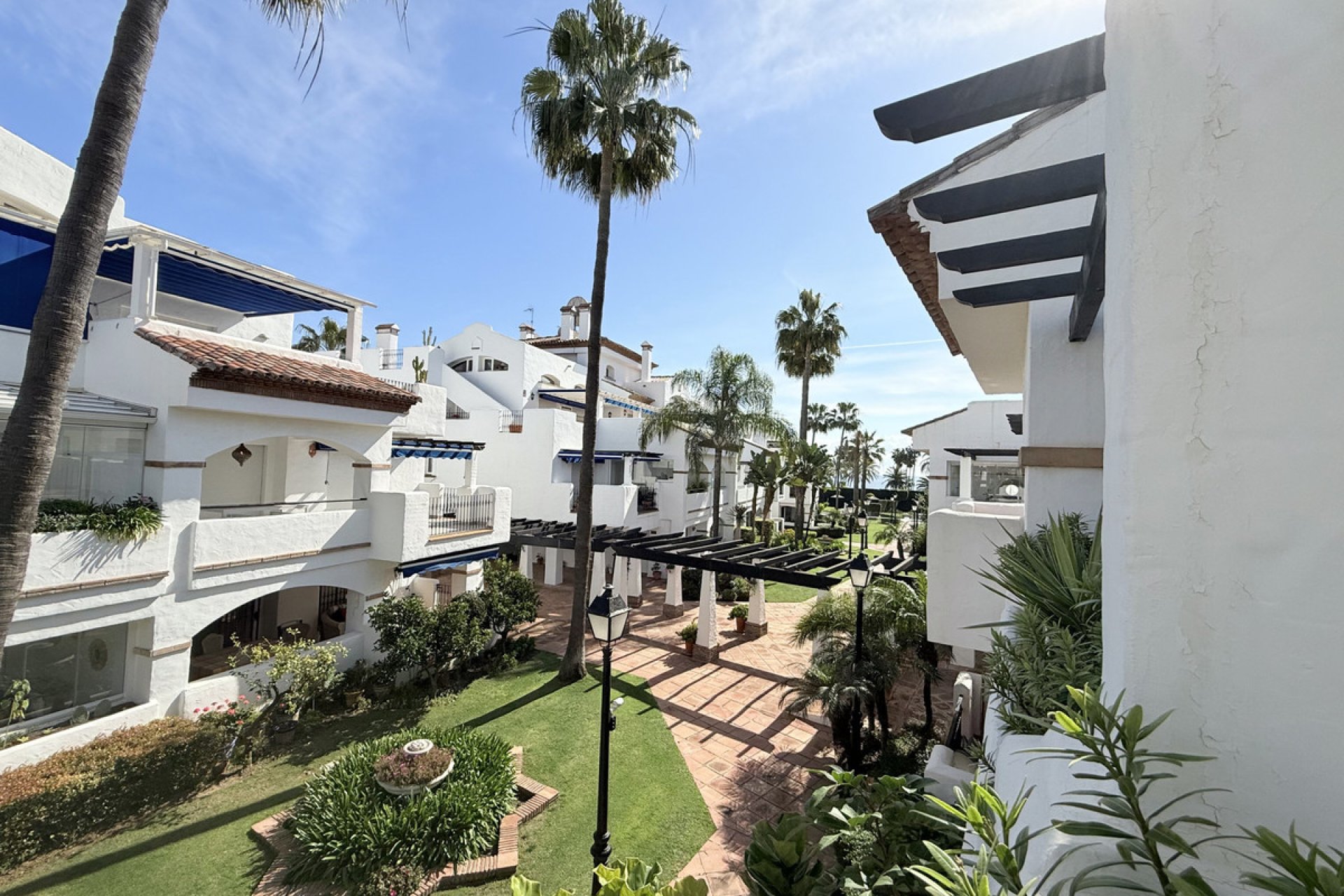 Resale - Apartment - Middle Floor Apartment - Marbella - San Pedro De Alcantara