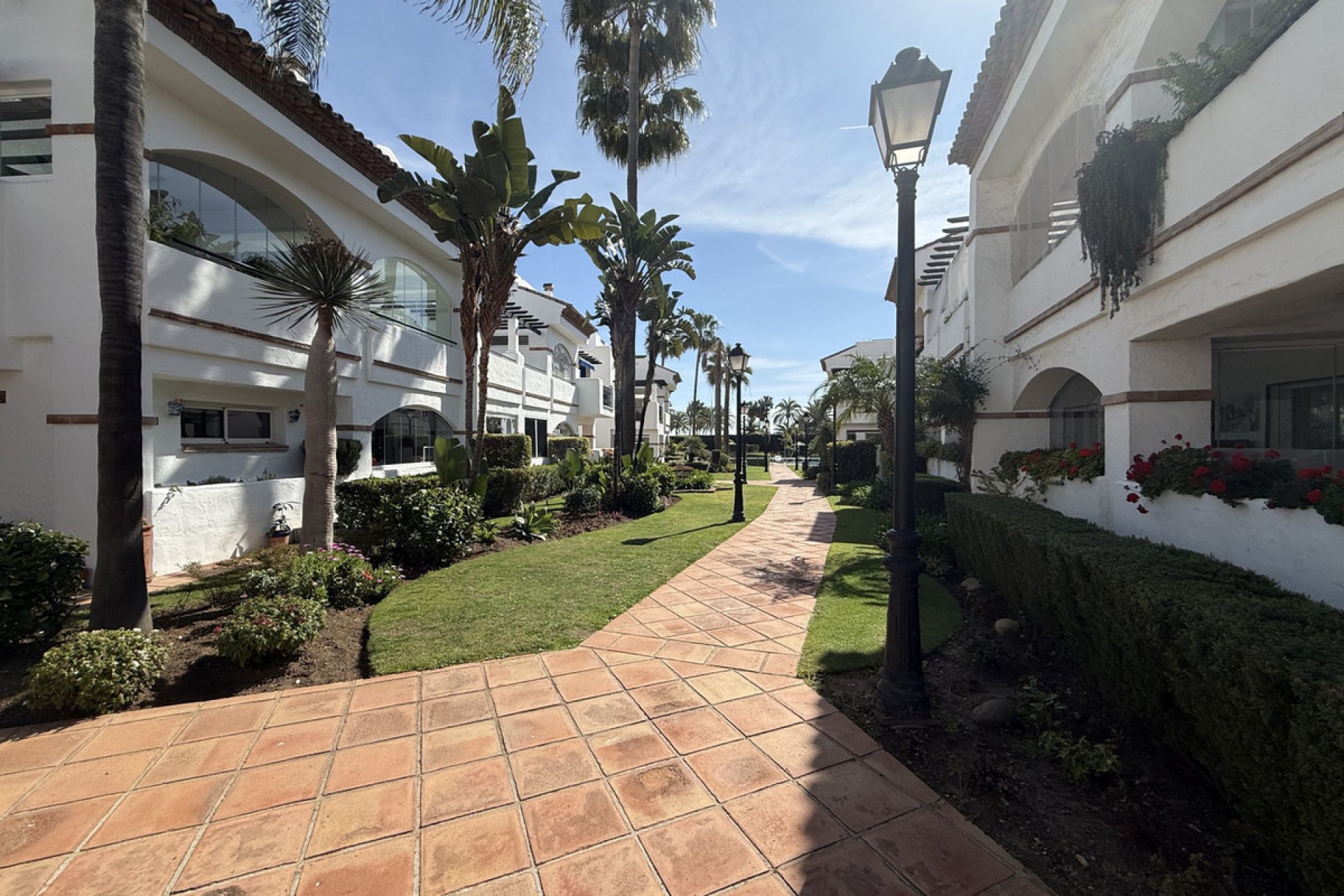 Resale - Apartment - Middle Floor Apartment - Marbella - San Pedro De Alcantara