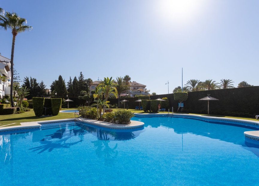 Resale - Apartment - Middle Floor Apartment - Marbella - San Pedro De Alcantara