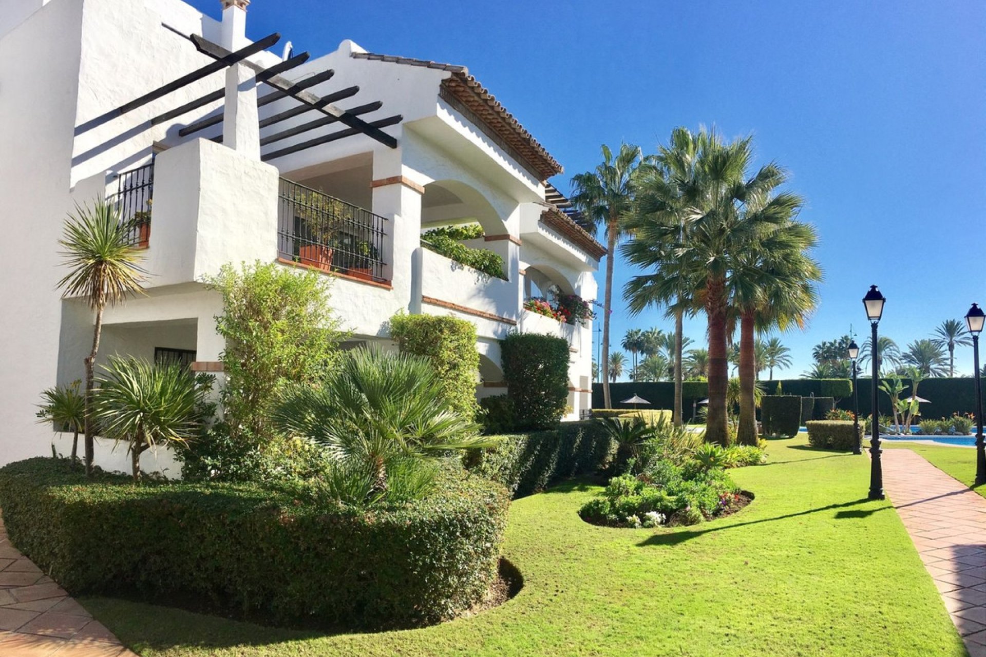 Resale - Apartment - Middle Floor Apartment - Marbella - San Pedro De Alcantara