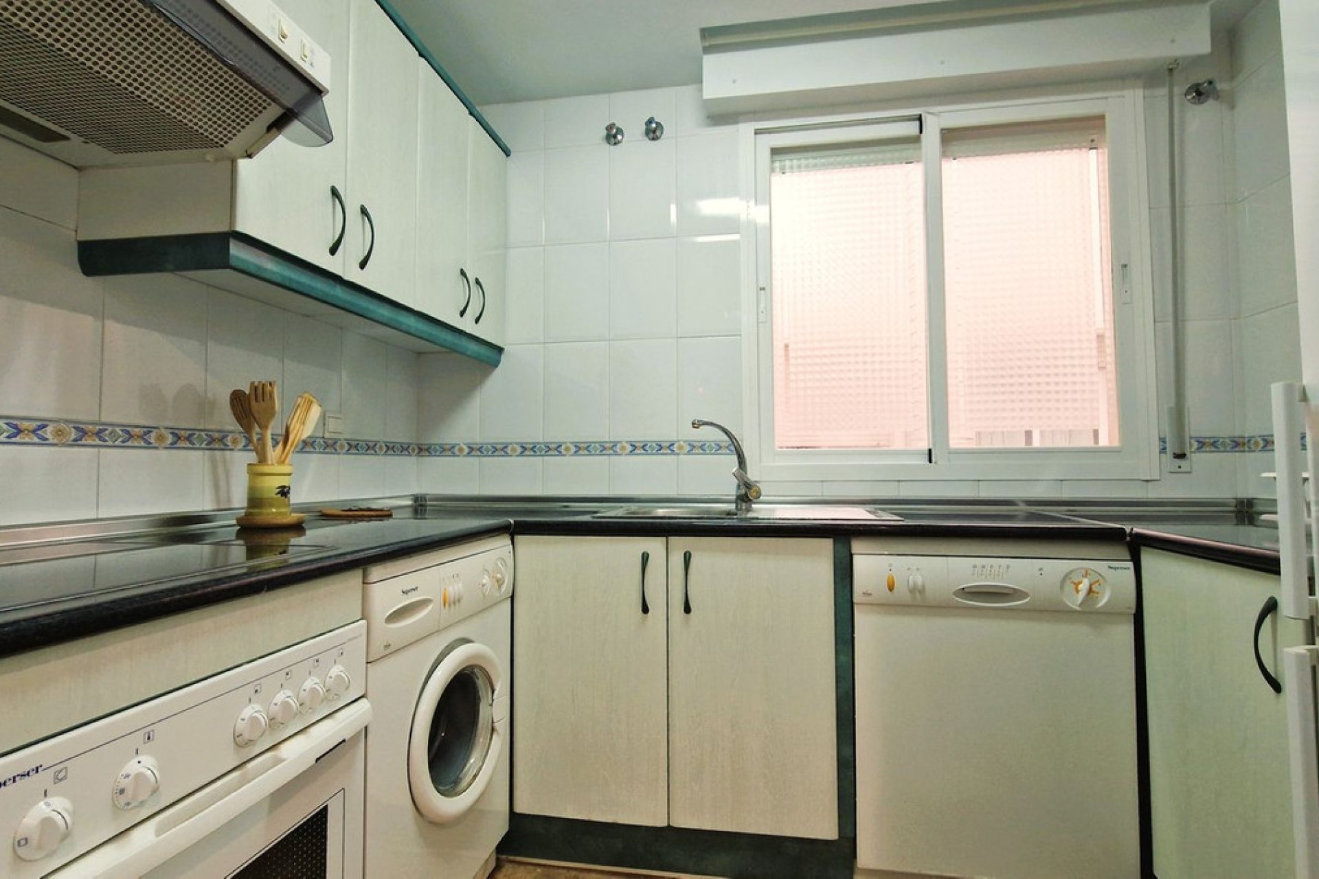 Resale - Apartment - Middle Floor Apartment - Marbella - San Pedro De Alcantara