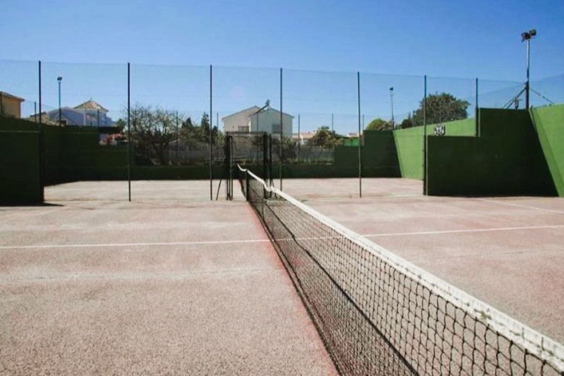 Resale - Apartment - Middle Floor Apartment - Marbella - San Pedro De Alcantara