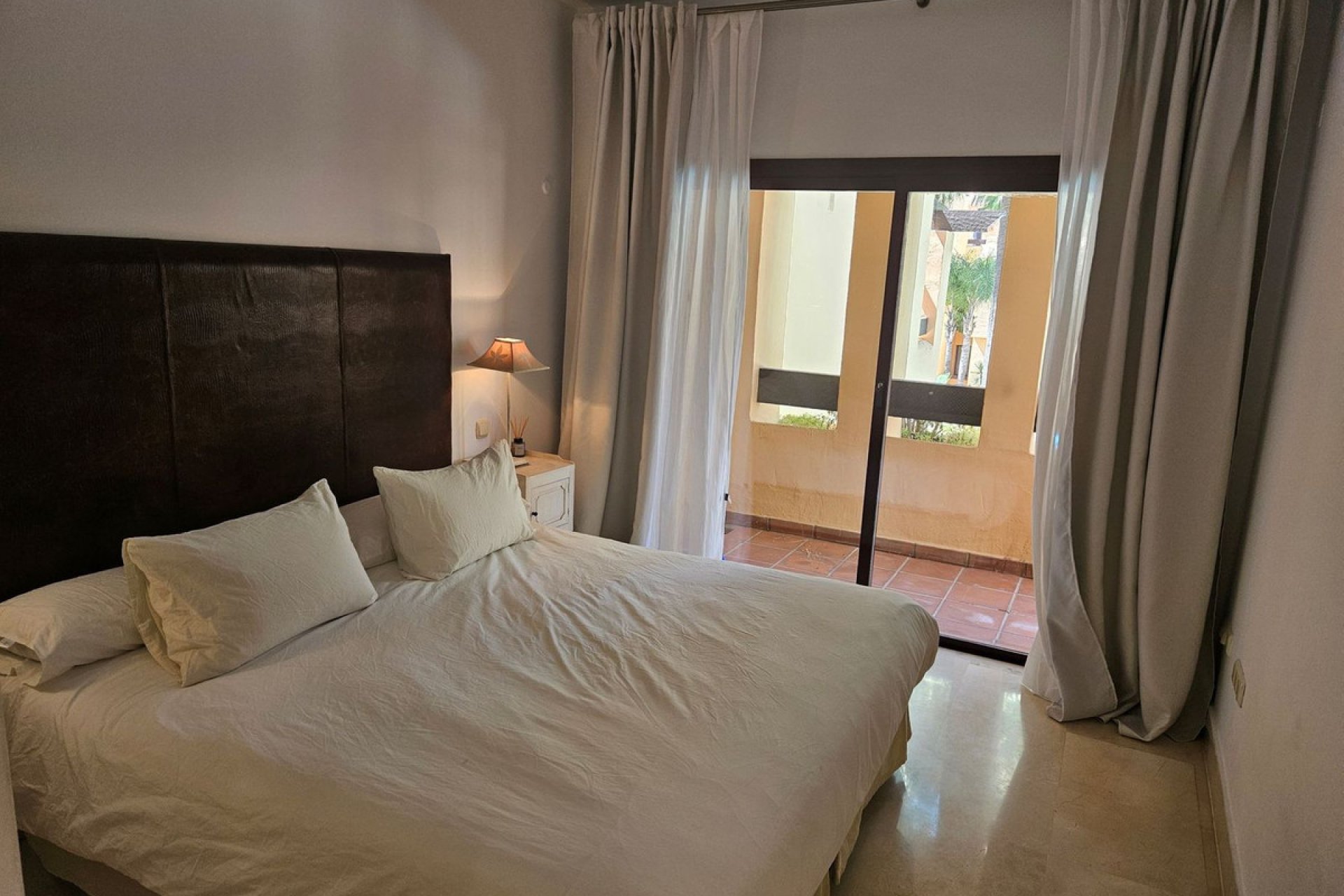 Resale - Apartment - Middle Floor Apartment - Marbella - San Pedro De Alcantara