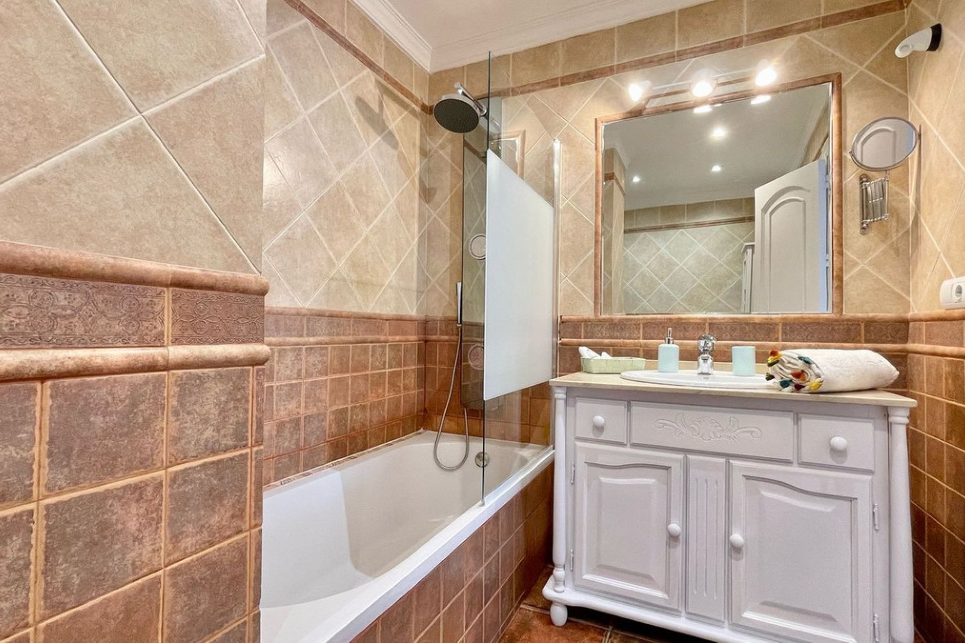 Resale - Apartment - Middle Floor Apartment - Marbella - San Pedro De Alcantara