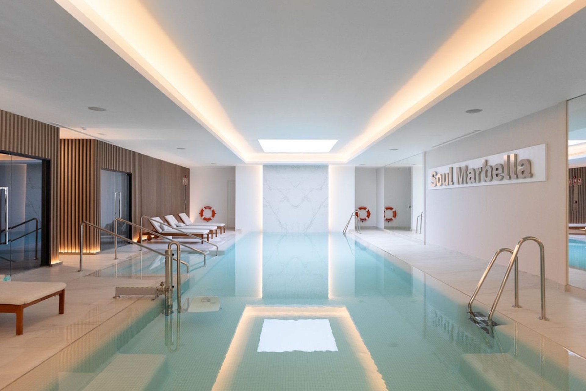 Resale - Apartment - Middle Floor Apartment - Marbella - Santa Clara