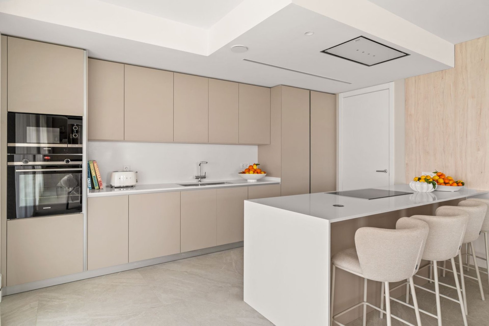 Resale - Apartment - Middle Floor Apartment - Marbella - Santa Clara