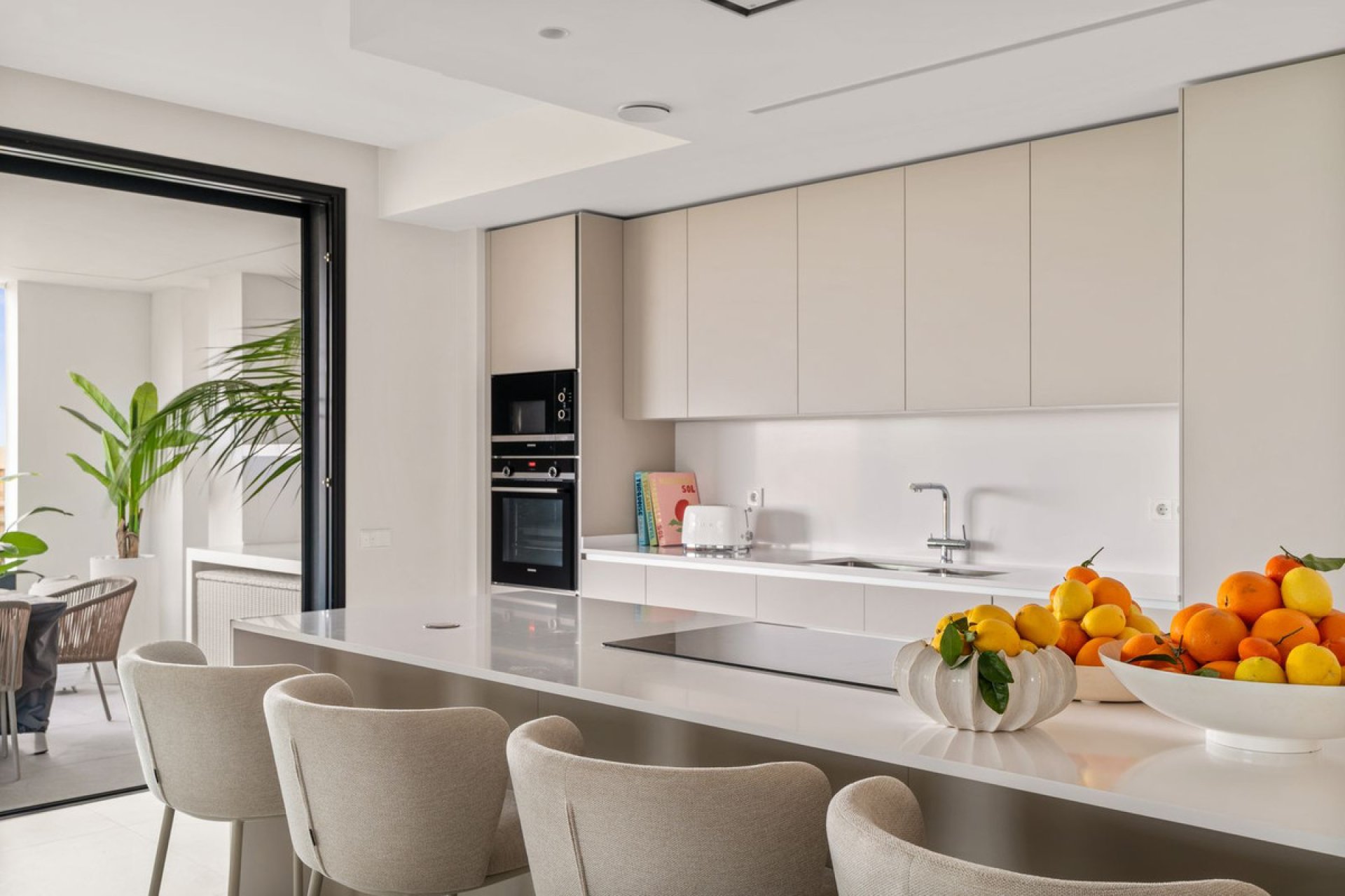 Resale - Apartment - Middle Floor Apartment - Marbella - Santa Clara