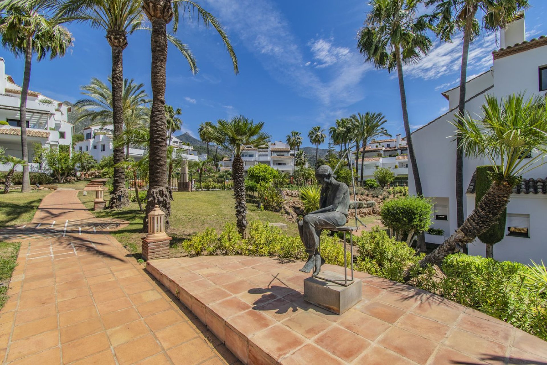 Resale - Apartment - Middle Floor Apartment - Marbella - Sierra Blanca