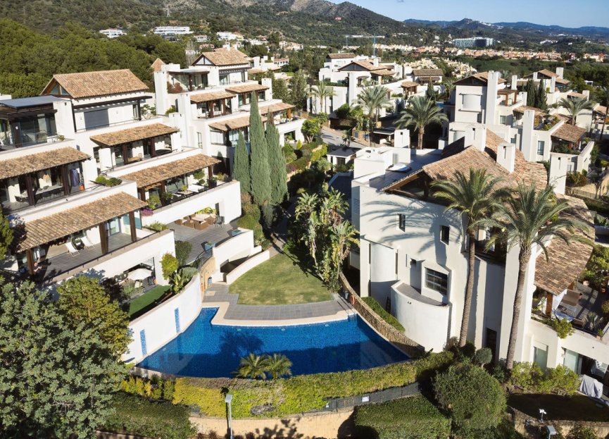 Resale - Apartment - Middle Floor Apartment - Marbella - Sierra Blanca