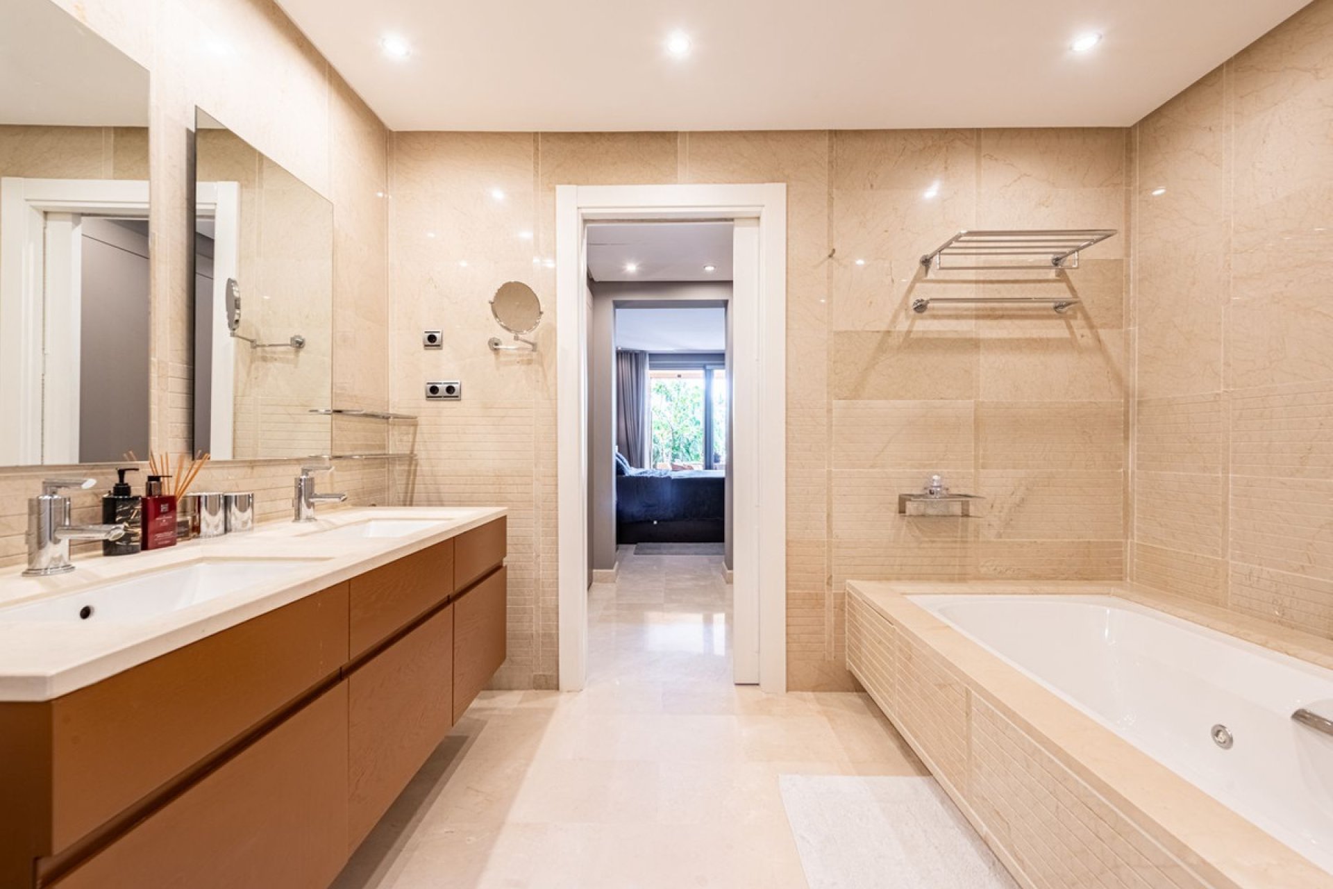 Resale - Apartment - Middle Floor Apartment - Marbella - Sierra Blanca