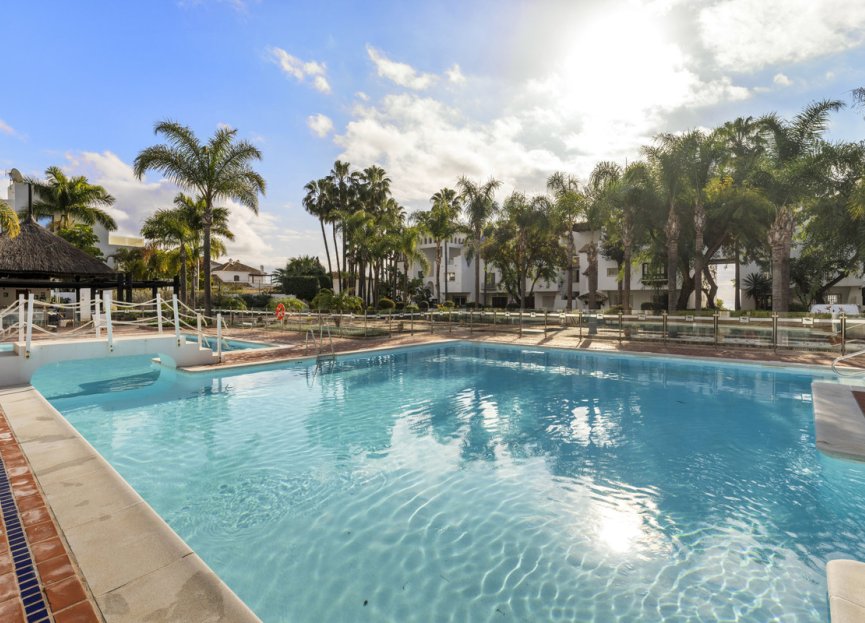 Resale - Apartment - Middle Floor Apartment - Marbella - The Golden Mile