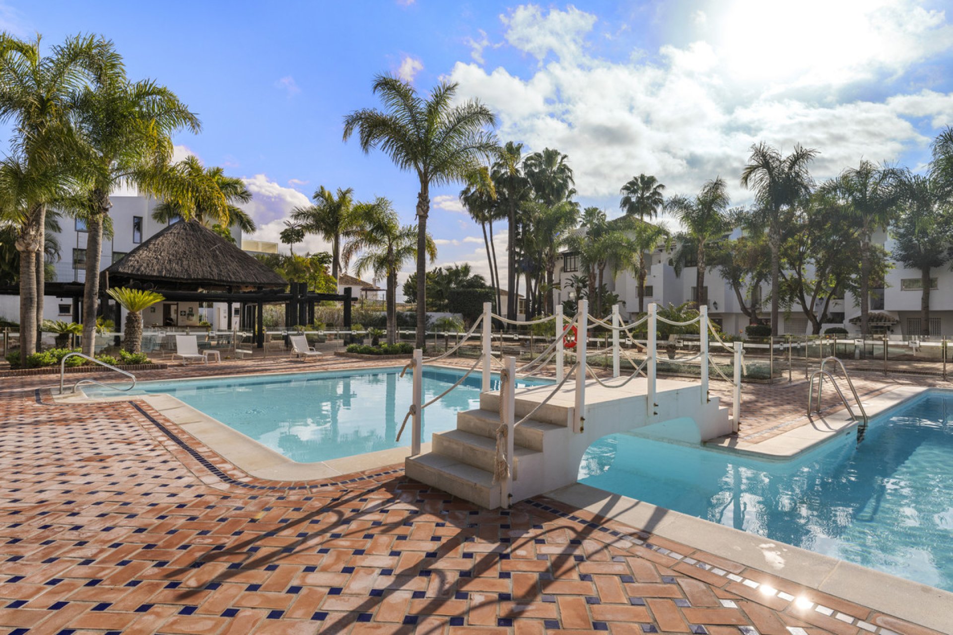 Resale - Apartment - Middle Floor Apartment - Marbella - The Golden Mile